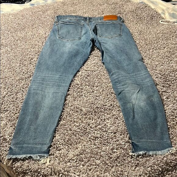 Lucky Brand Women's Blue Distressed Jeans - Picture 6 of 7